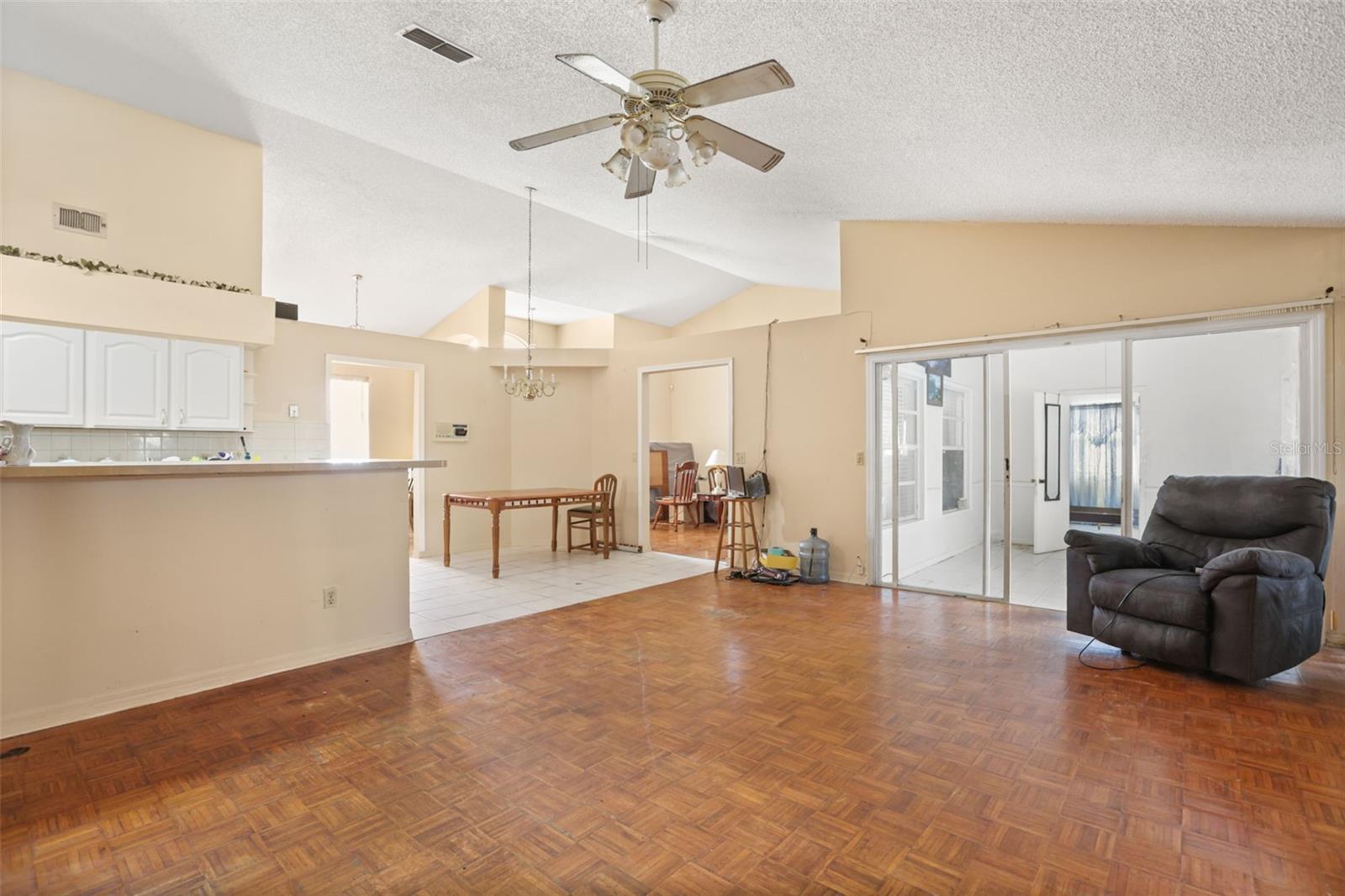 12547 WESTHOPE DRIVE, Orlando, FL 32837 12547 WESTHOPE DRIVE, Orlando, FL 32837