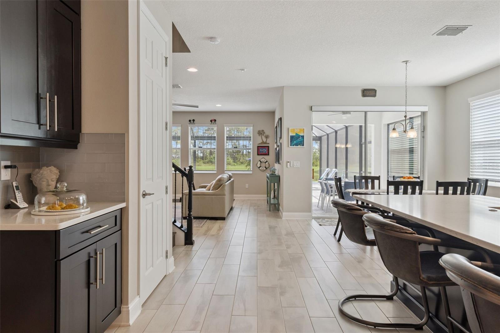 Kitchen & Breakfast Nook