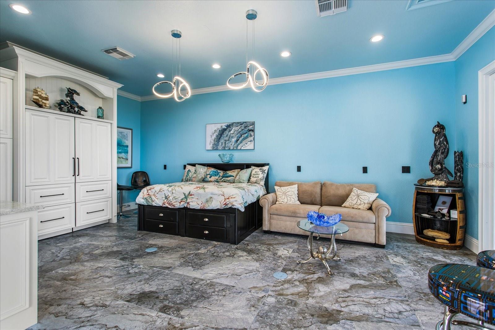 7500 DAETWYLER DRIVE, Belle Isle, FL 32812