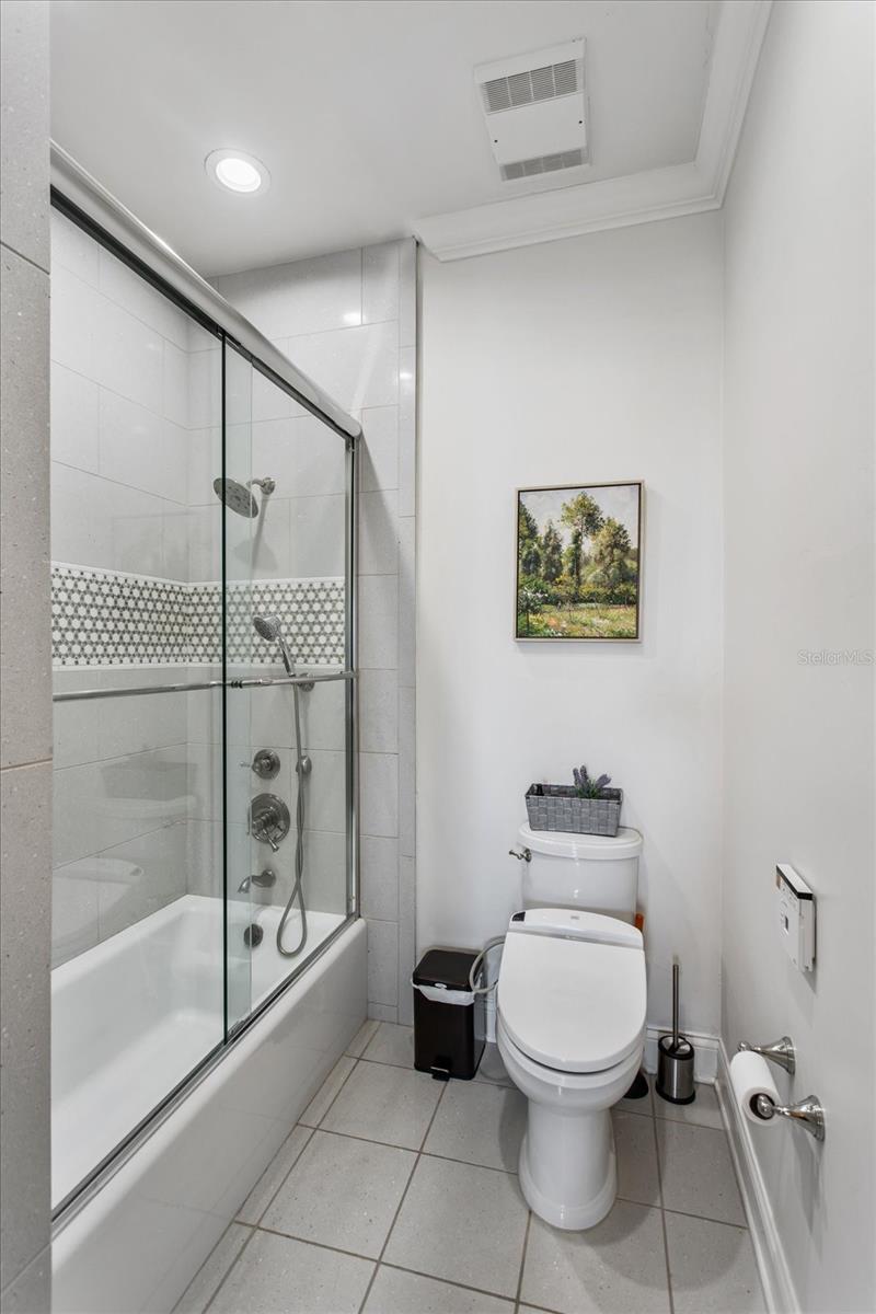 7500 DAETWYLER DRIVE, Belle Isle, FL 32812