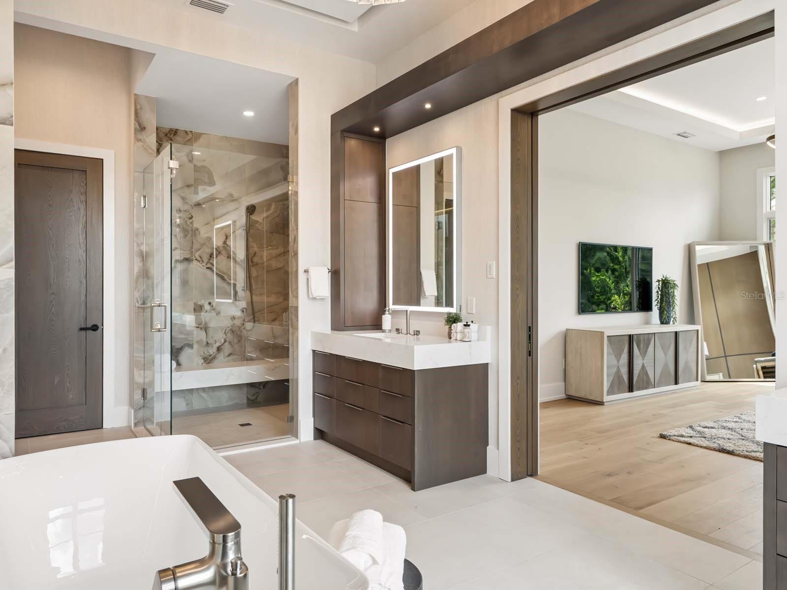 Owners Bath