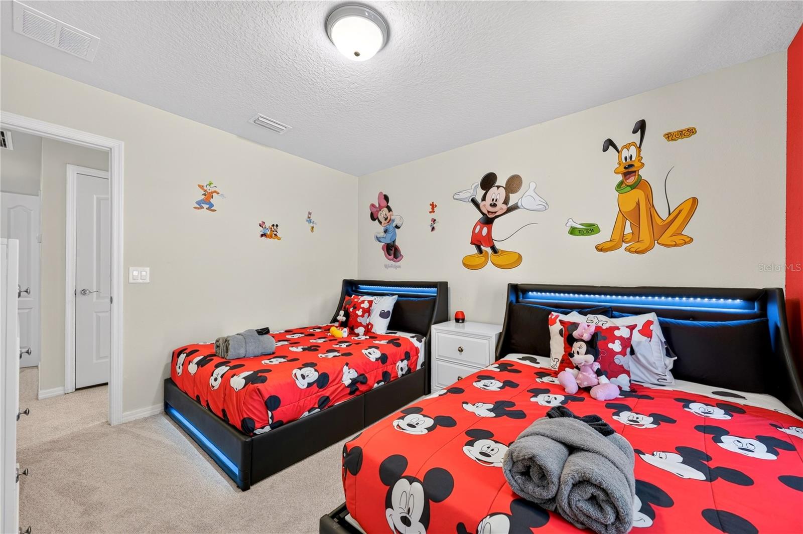8882 GENEVE CT, Kissimmee, FL 34747