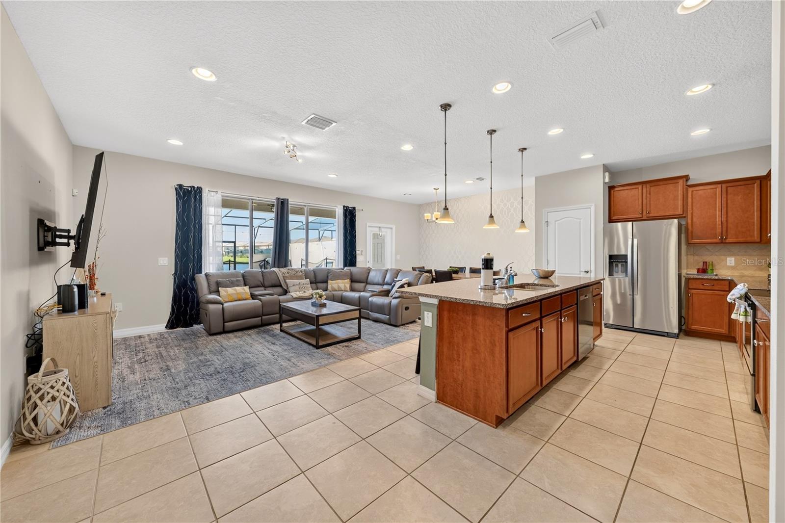 8882 GENEVE CT, Kissimmee, FL 34747
