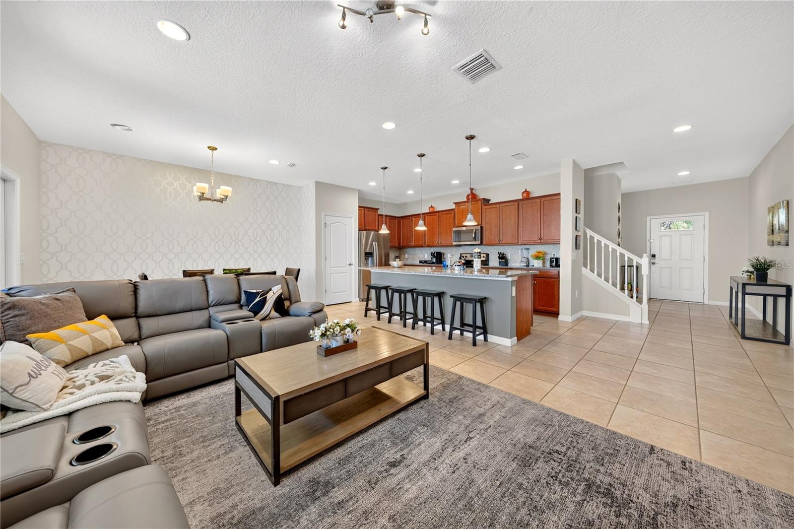 8882 GENEVE CT, Kissimmee, FL 34747