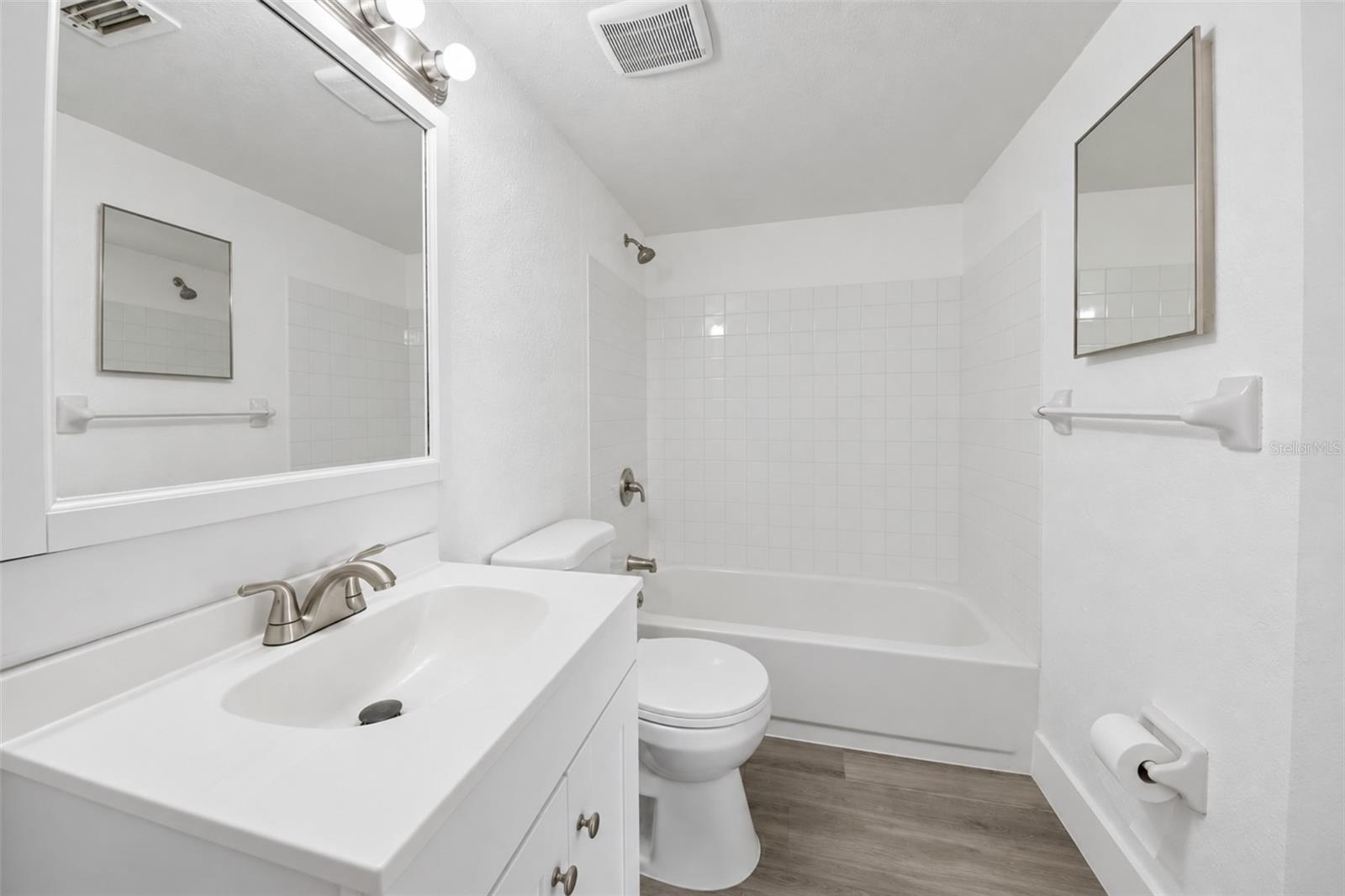 1964 LAKE ATRIUMS CIRCLE, #169, Orlando, FL 32839