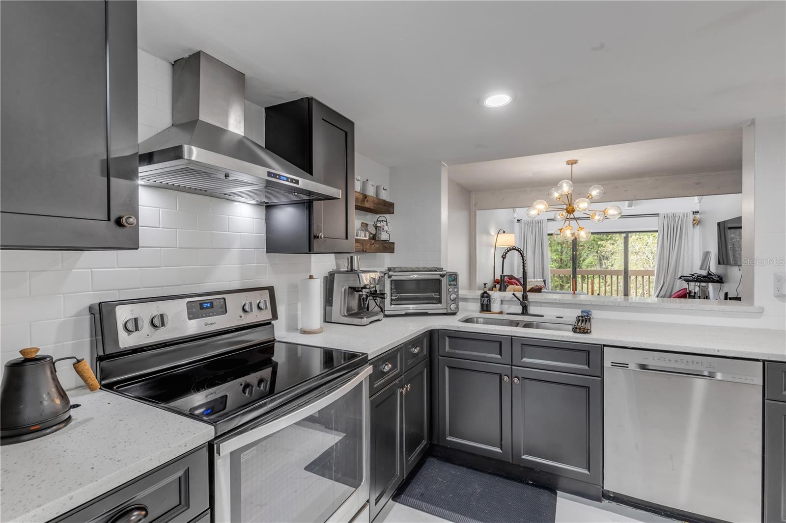 5472 PINE CREEK DRIVE, #2006B, Orlando, FL 32811