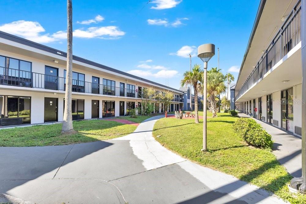 8421 S ORANGE BLOSSOM TRAIL, #420, Orlando, FL 32809