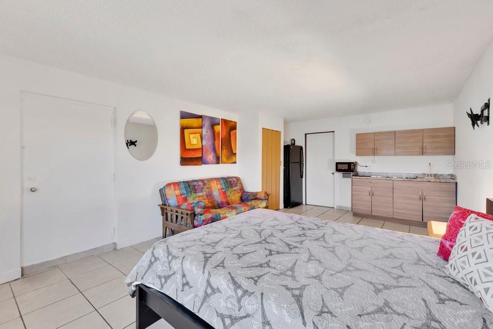 8421 S ORANGE BLOSSOM TRAIL, #420, Orlando, FL 32809