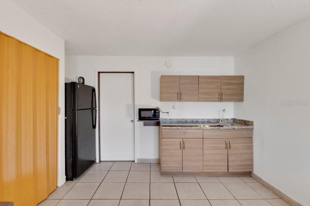 8421 S ORANGE BLOSSOM TRAIL, #420, Orlando, FL 32809 8421 S ORANGE BLOSSOM TRAIL, #420, Orlando, FL 32809
