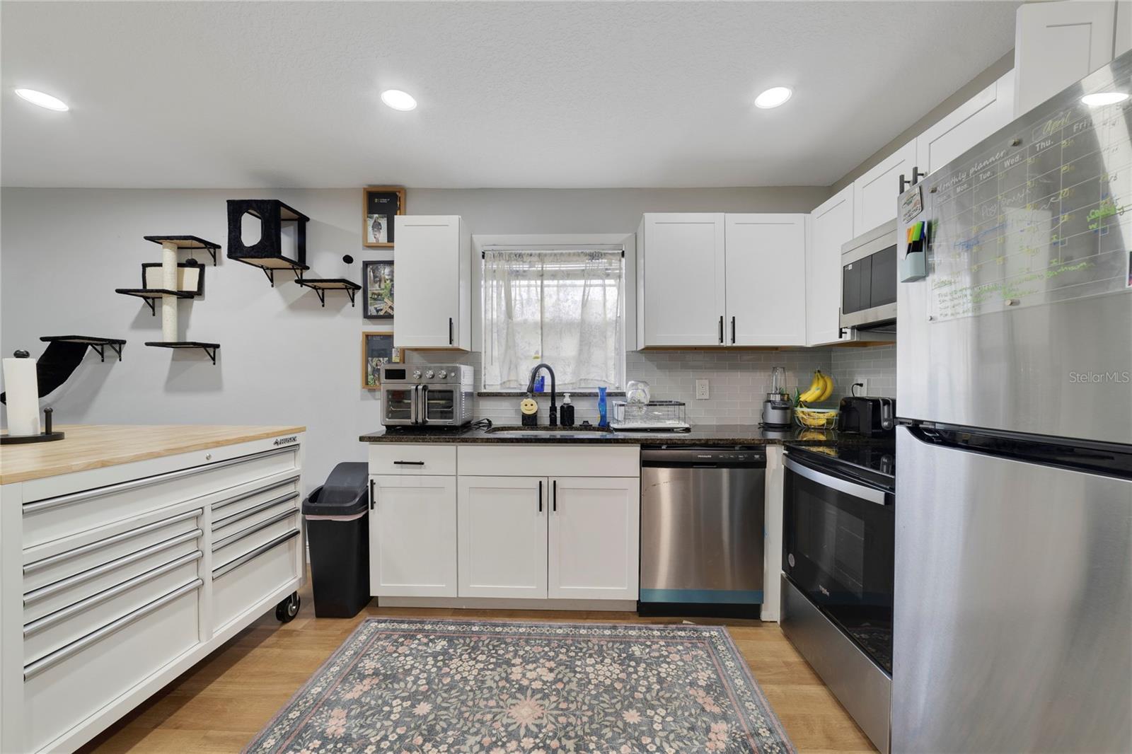 812 S LOCUST AVENUE, Sanford, FL 32771