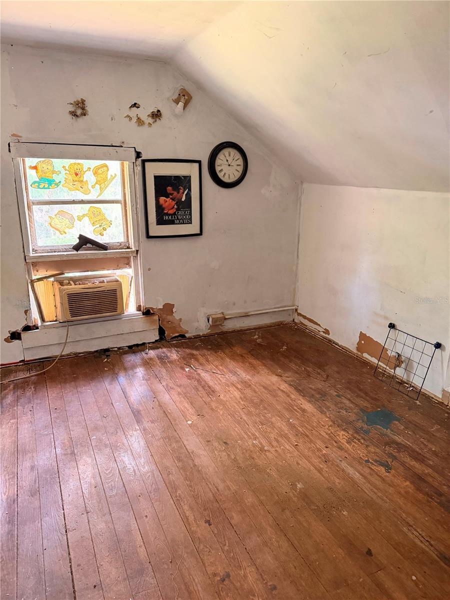 613 W MINNESOTA AVENUE, Deland, FL 32720