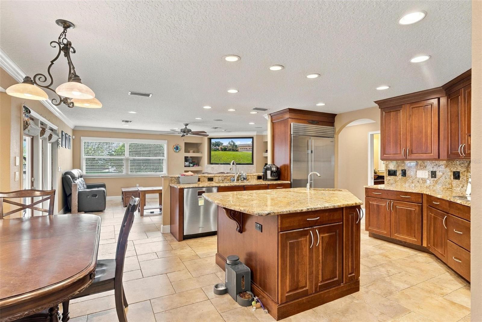 2150 W DALE CIRCLE, Deland, FL 32720