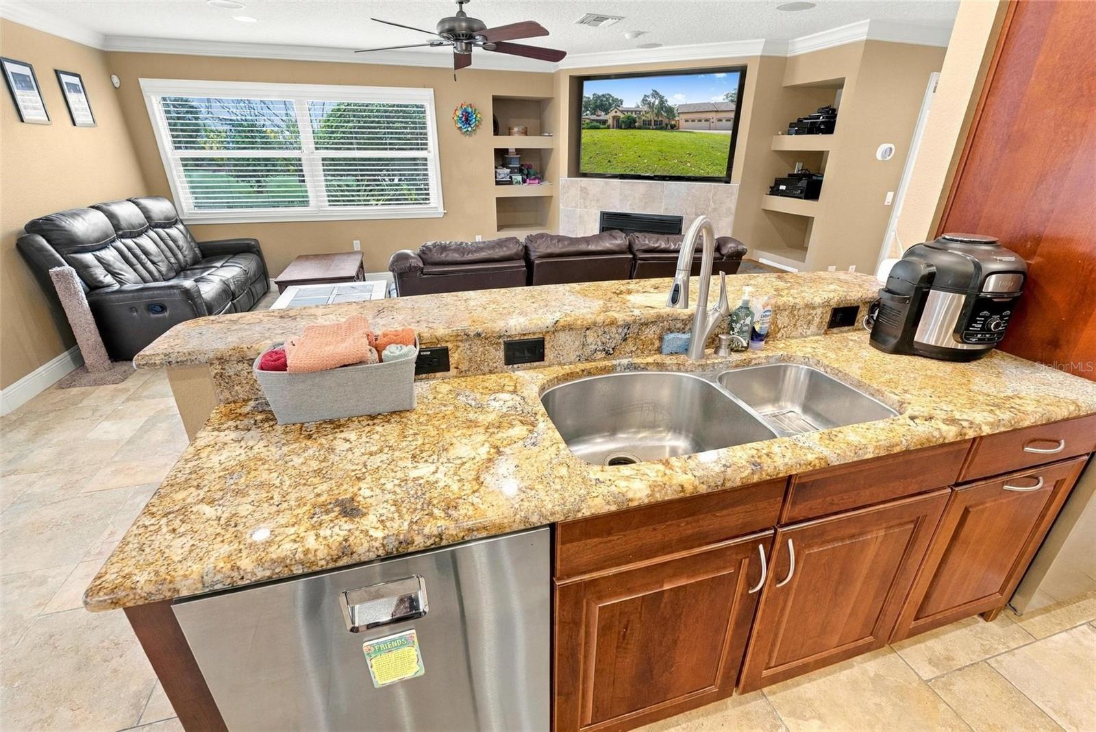 2150 W DALE CIRCLE, Deland, FL 32720