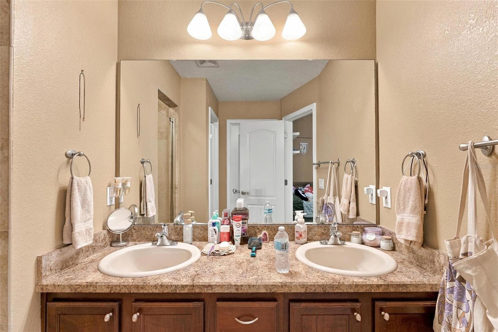 2150 W DALE CIRCLE, Deland, FL 32720