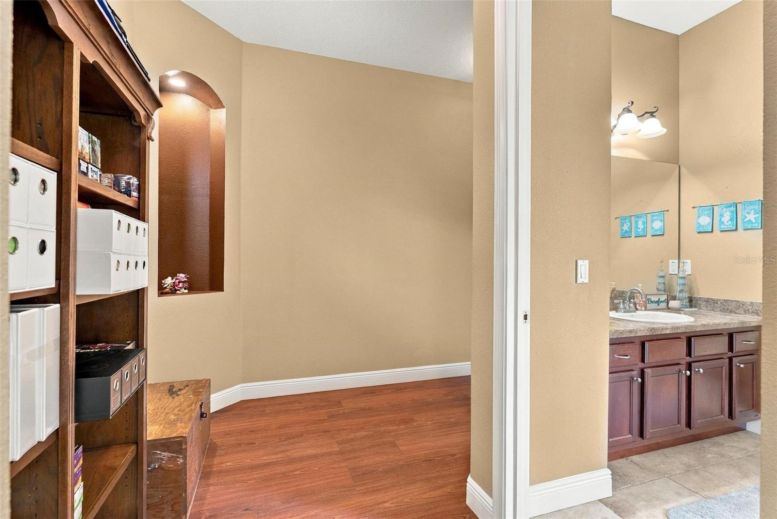 2150 W DALE CIRCLE, Deland, FL 32720
