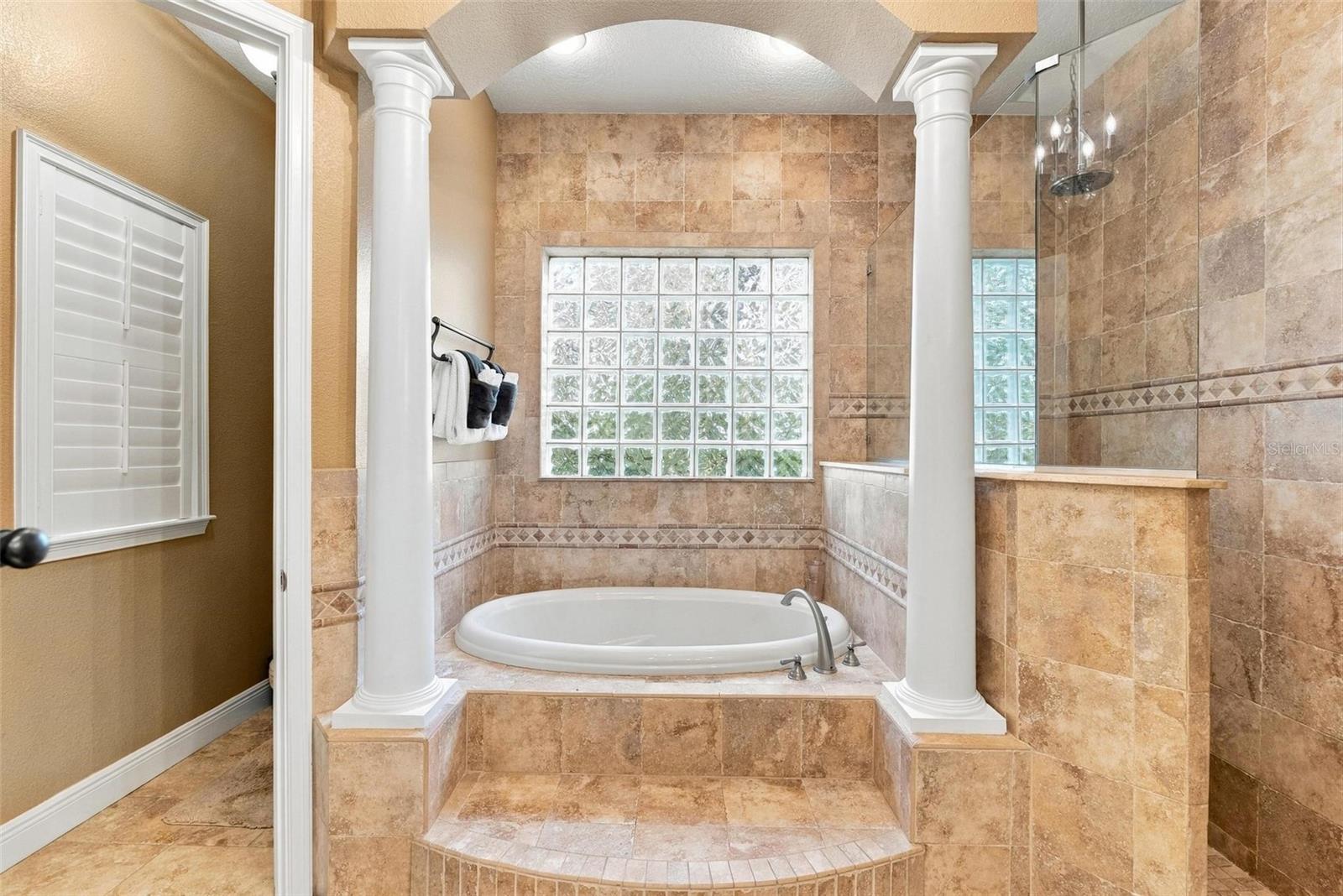 2150 W DALE CIRCLE, Deland, FL 32720