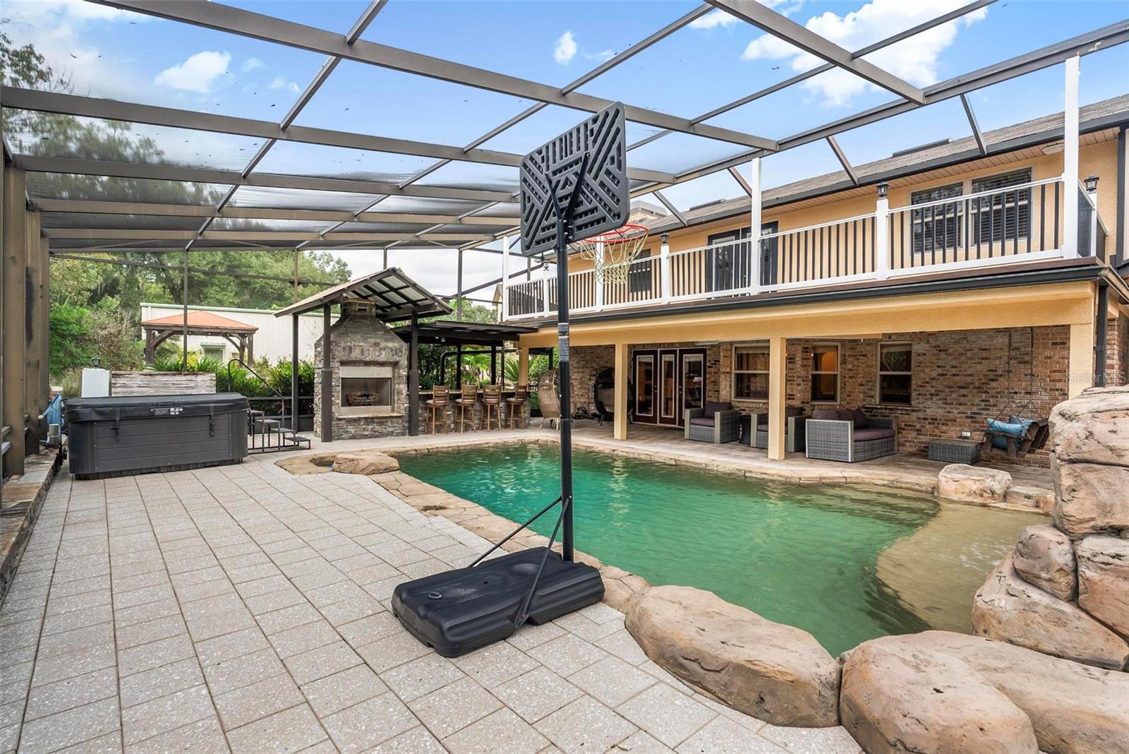 2150 W DALE CIRCLE, Deland, FL 32720