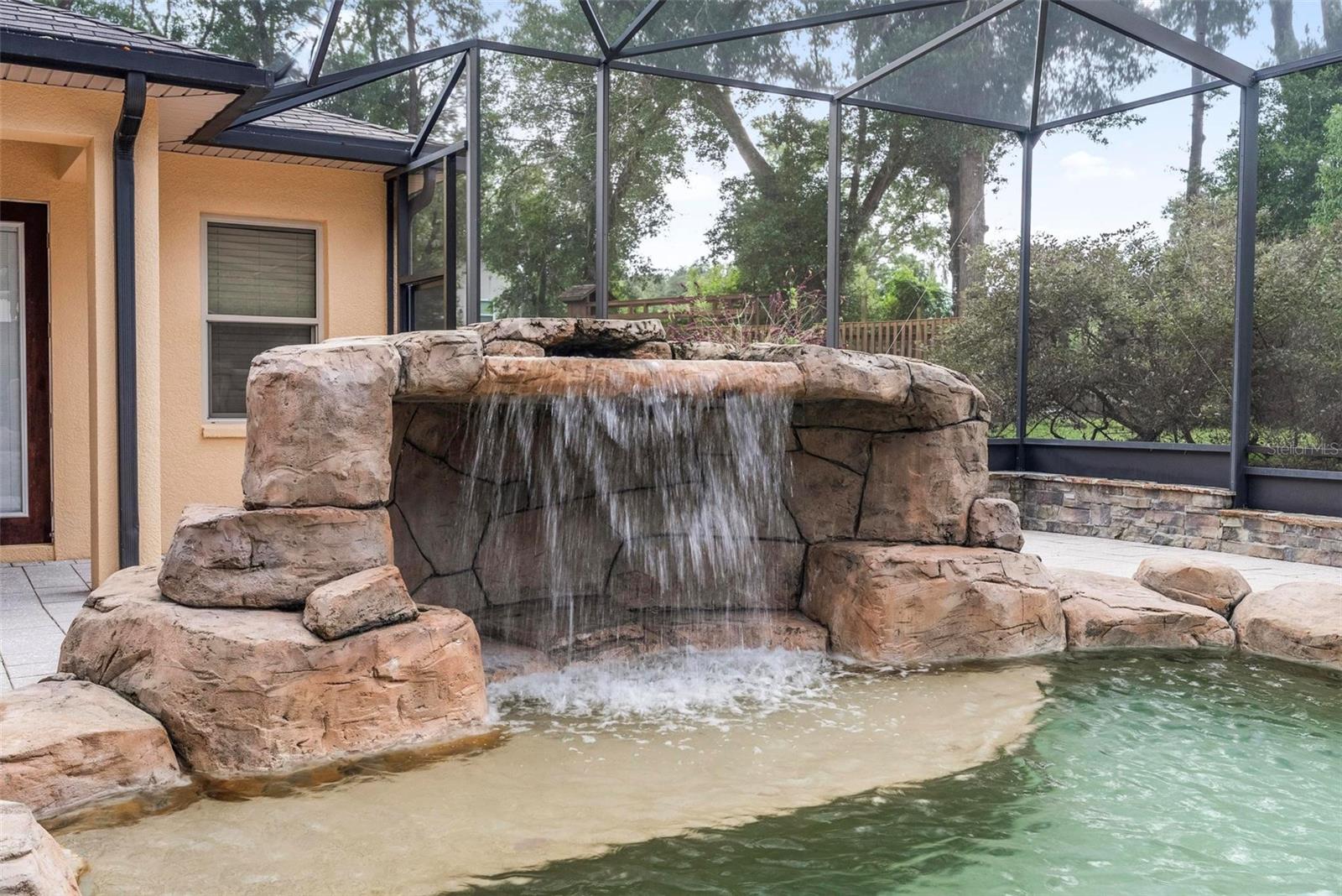 2150 W DALE CIRCLE, Deland, FL 32720