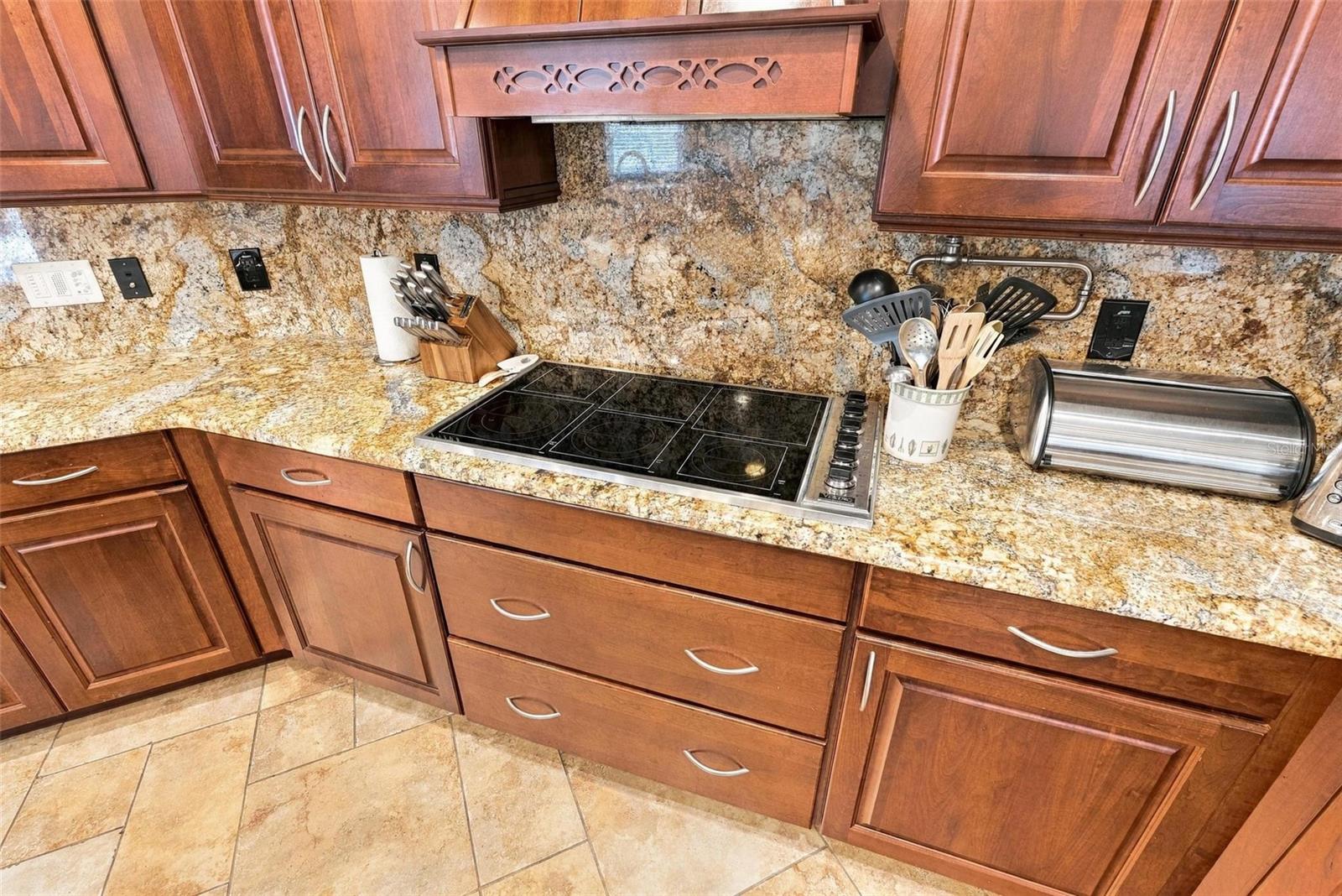 2150 W DALE CIRCLE, Deland, FL 32720