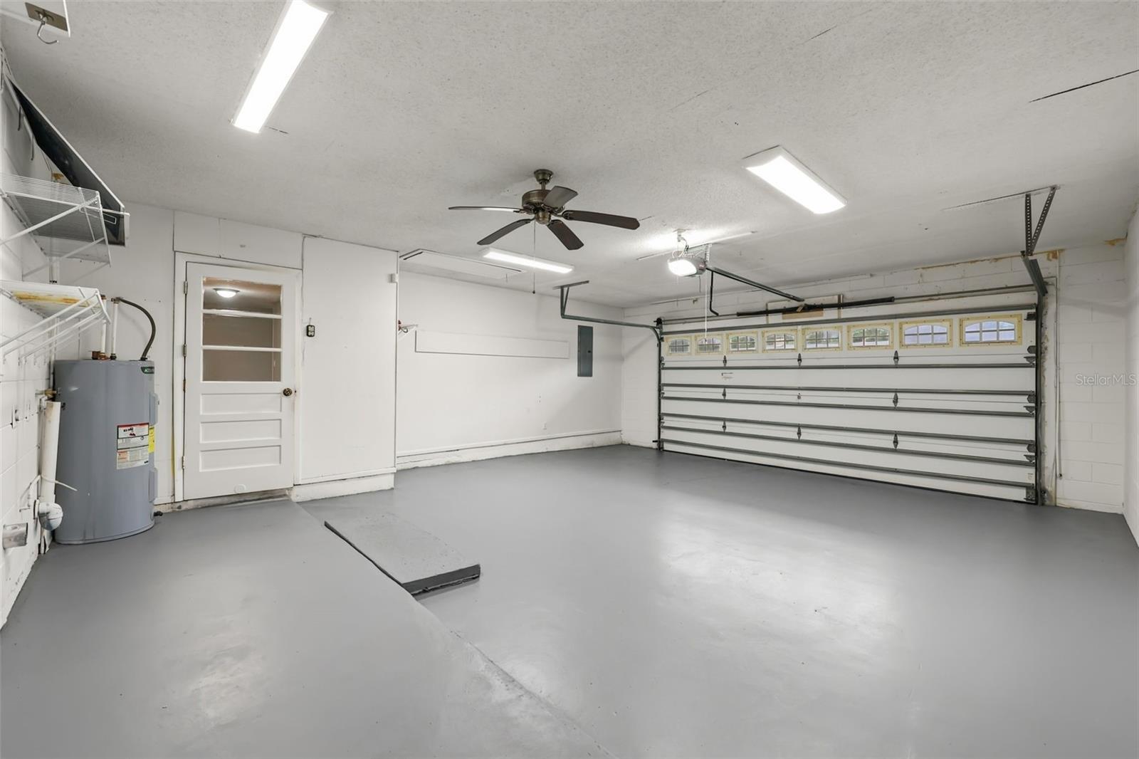 252 W PALMETTO AVENUE, Longwood, FL 32750