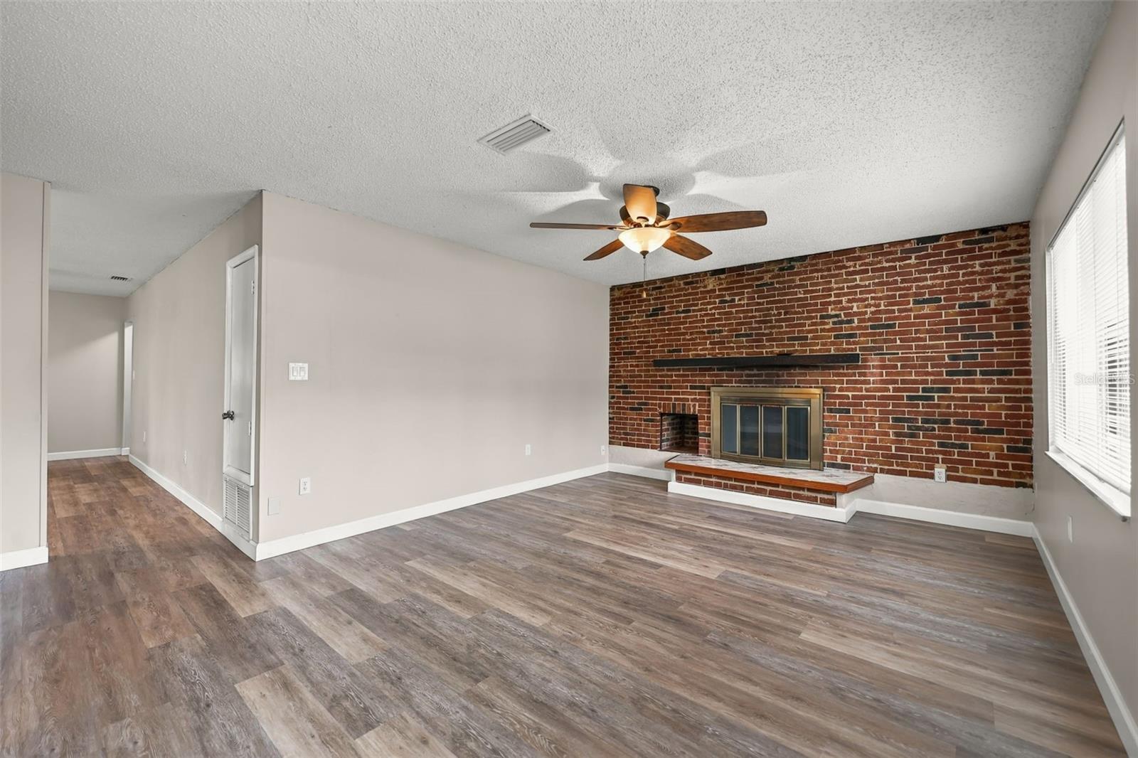 252 W PALMETTO AVENUE, Longwood, FL 32750