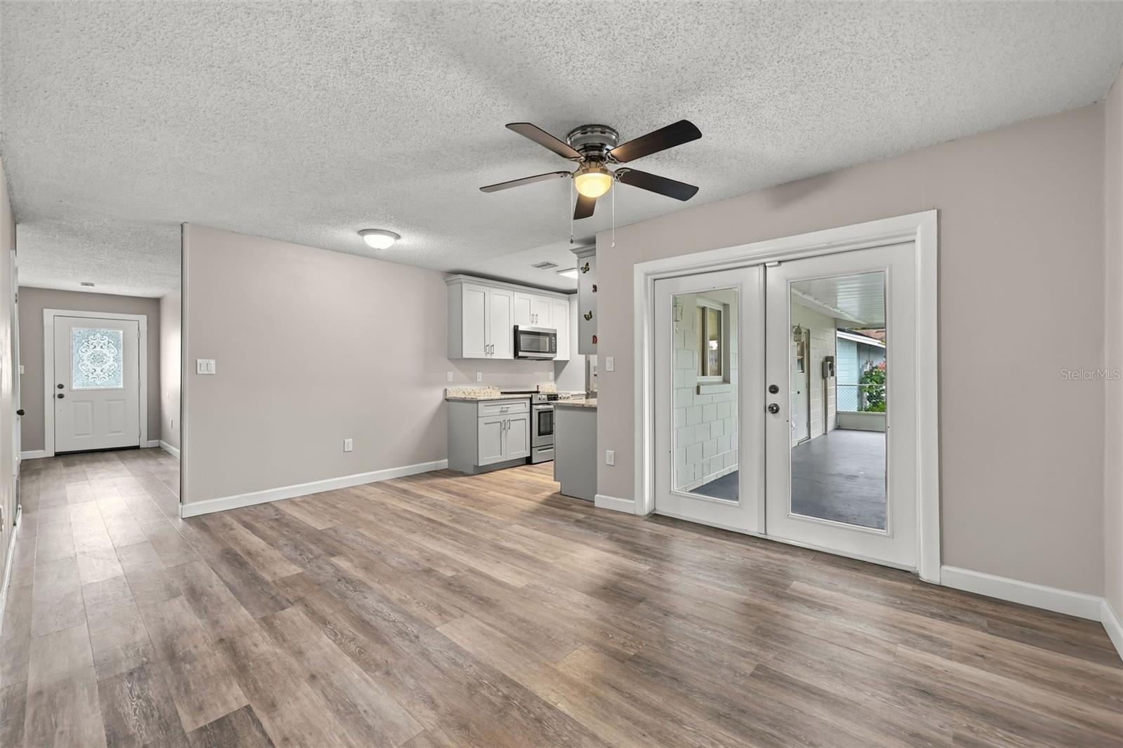 252 W PALMETTO AVENUE, Longwood, FL 32750