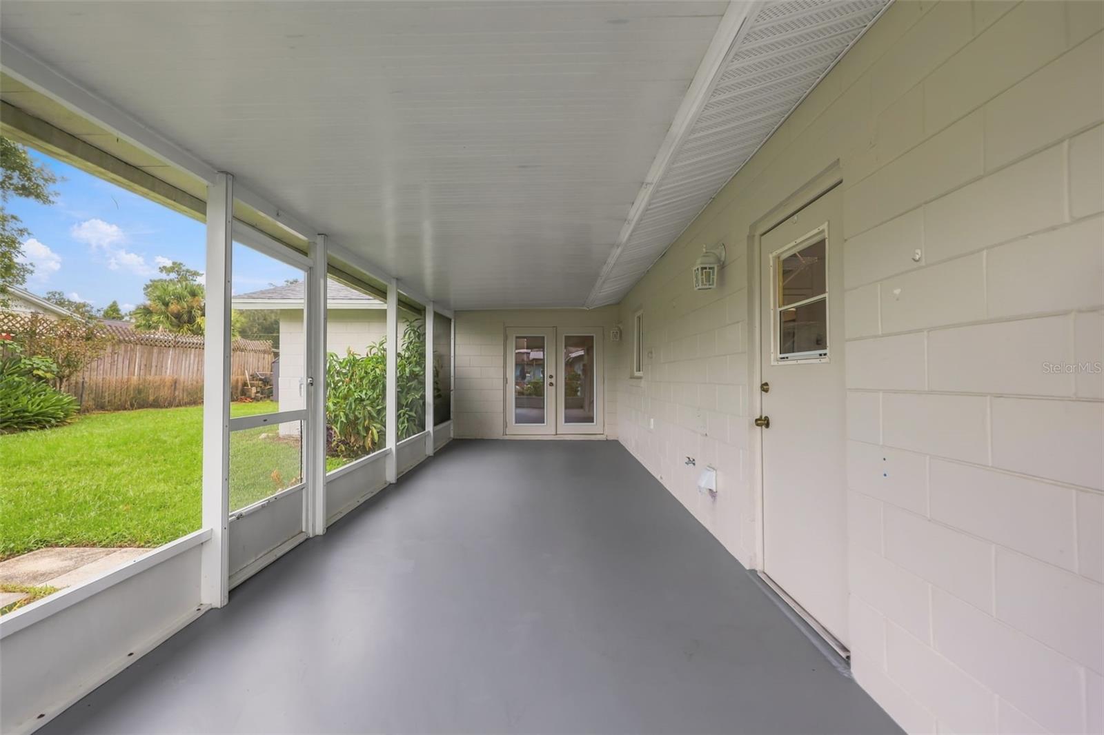 252 W PALMETTO AVENUE, Longwood, FL 32750