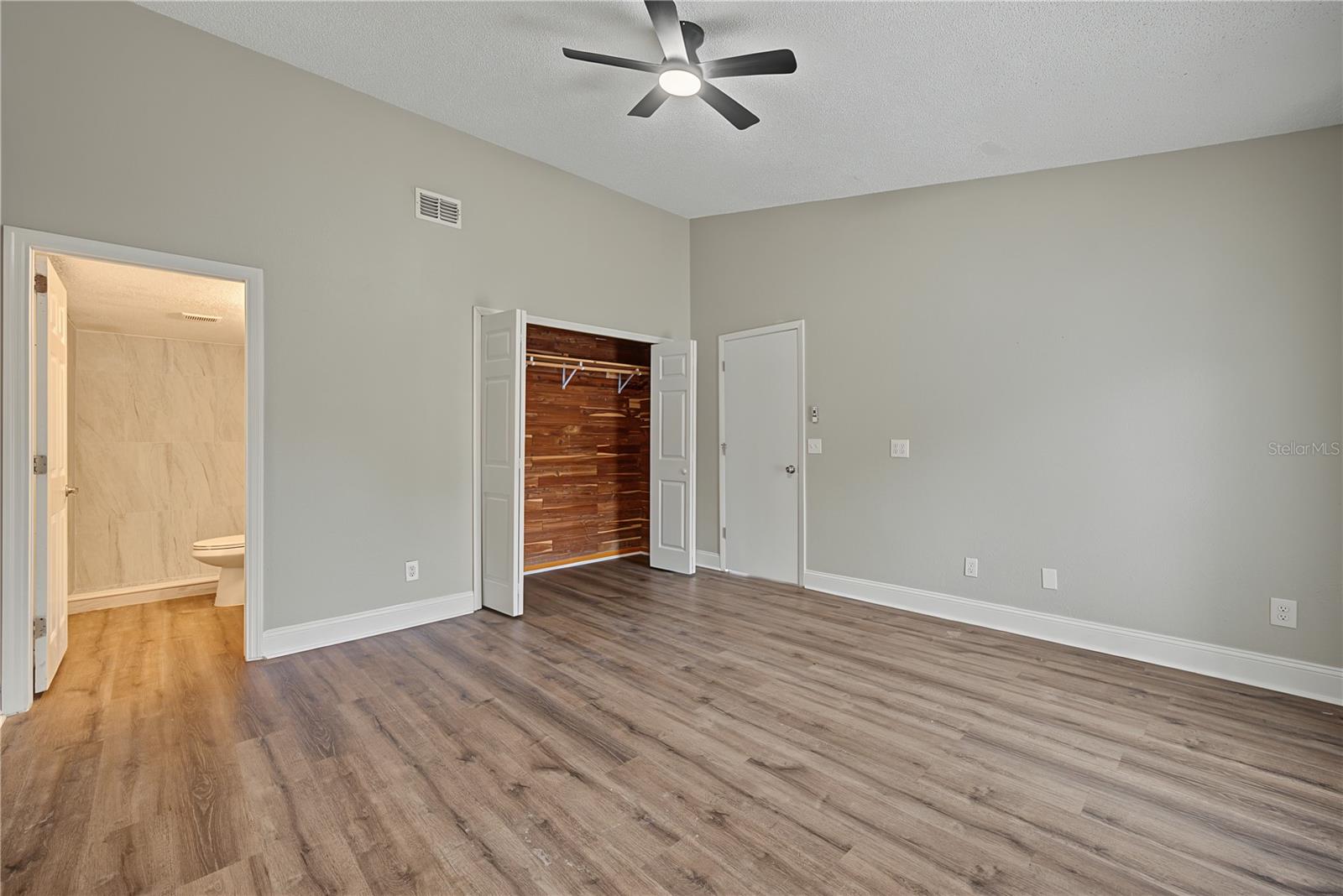 Primary Suites - Bedroom