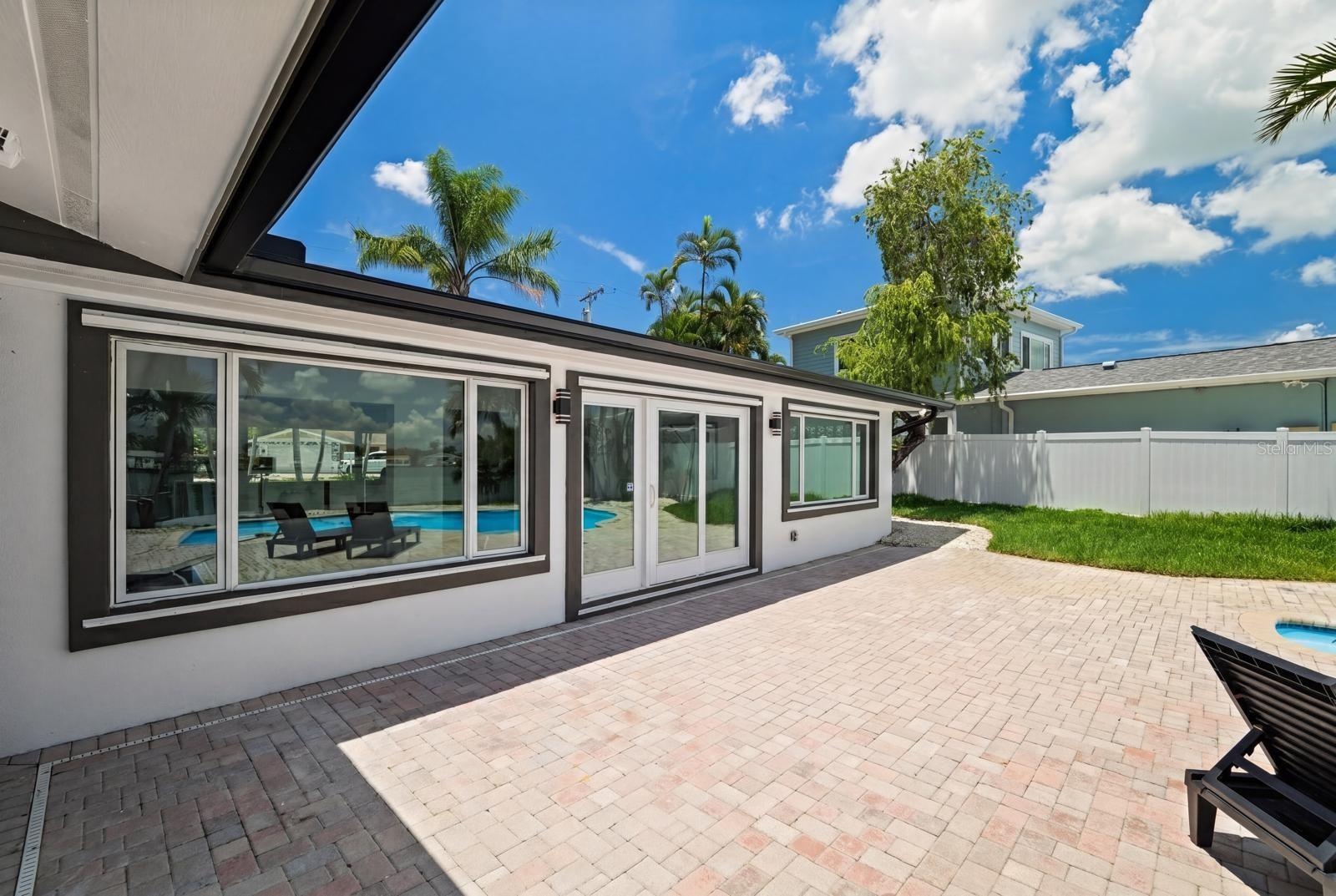 7905 9TH AVENUE S, St Petersburg, FL 33707