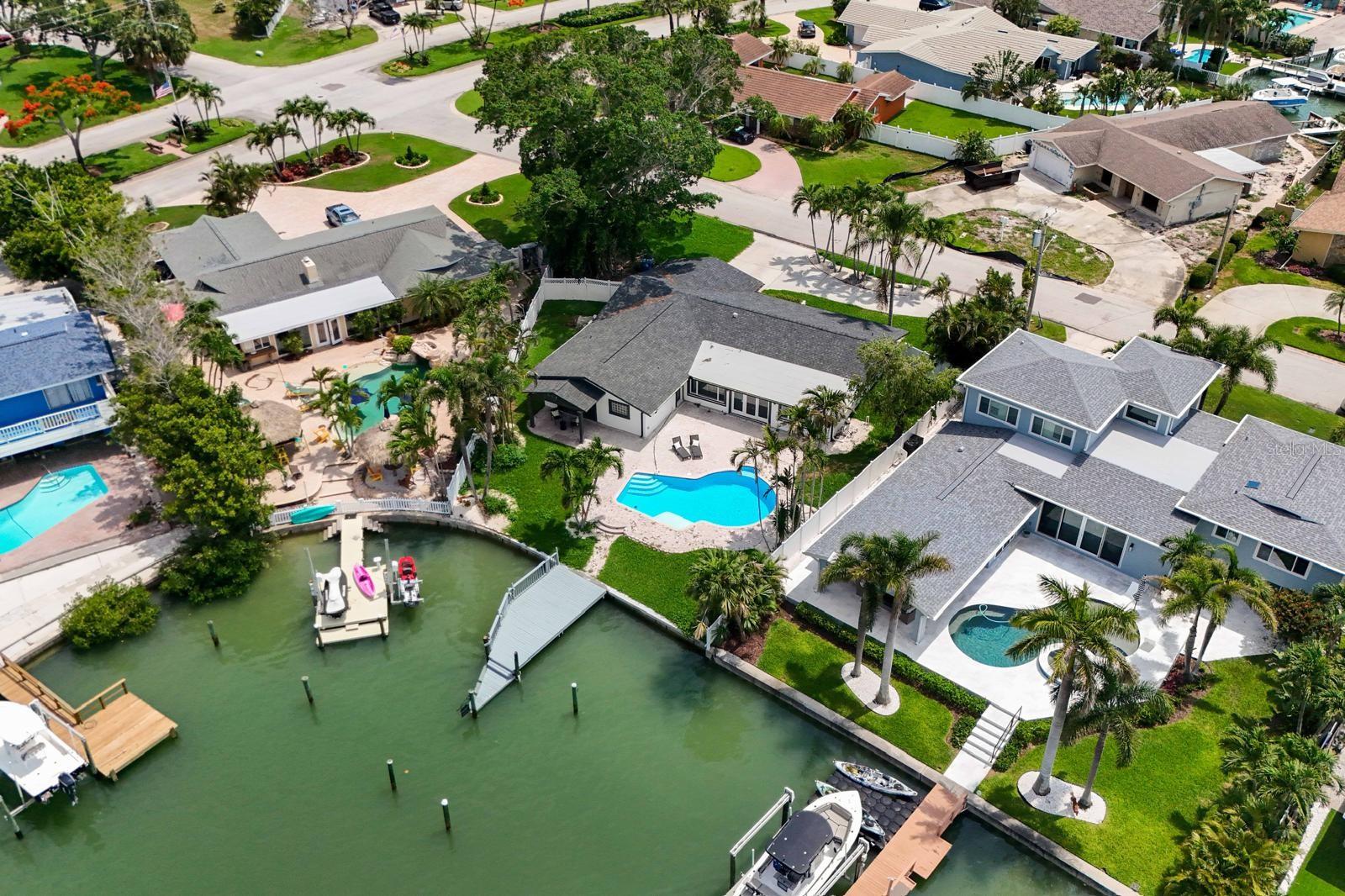 7905 9TH AVENUE S, St Petersburg, FL 33707