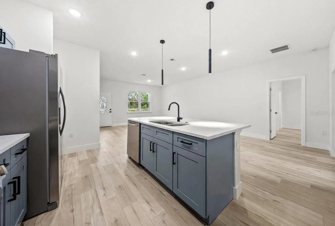 3416 W EUNICE DR, Dunnellon, FL 34433