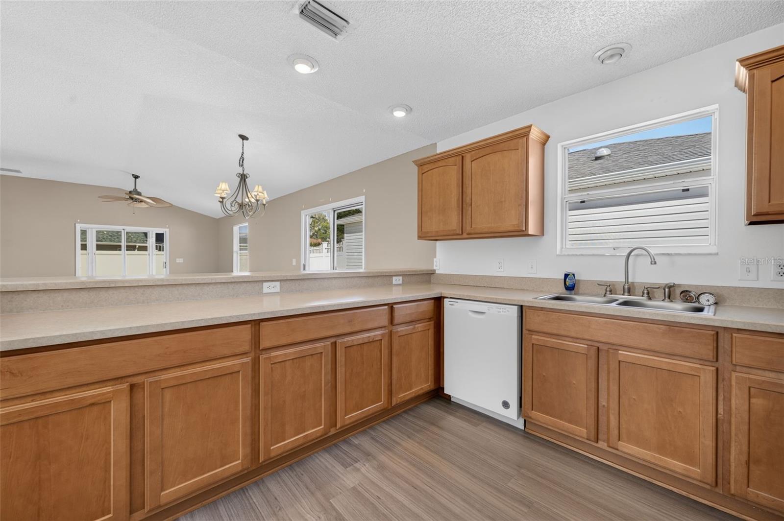 2071 JASPER WAY, The Villages, FL 32162 2071 JASPER WAY, The Villages, FL 32162