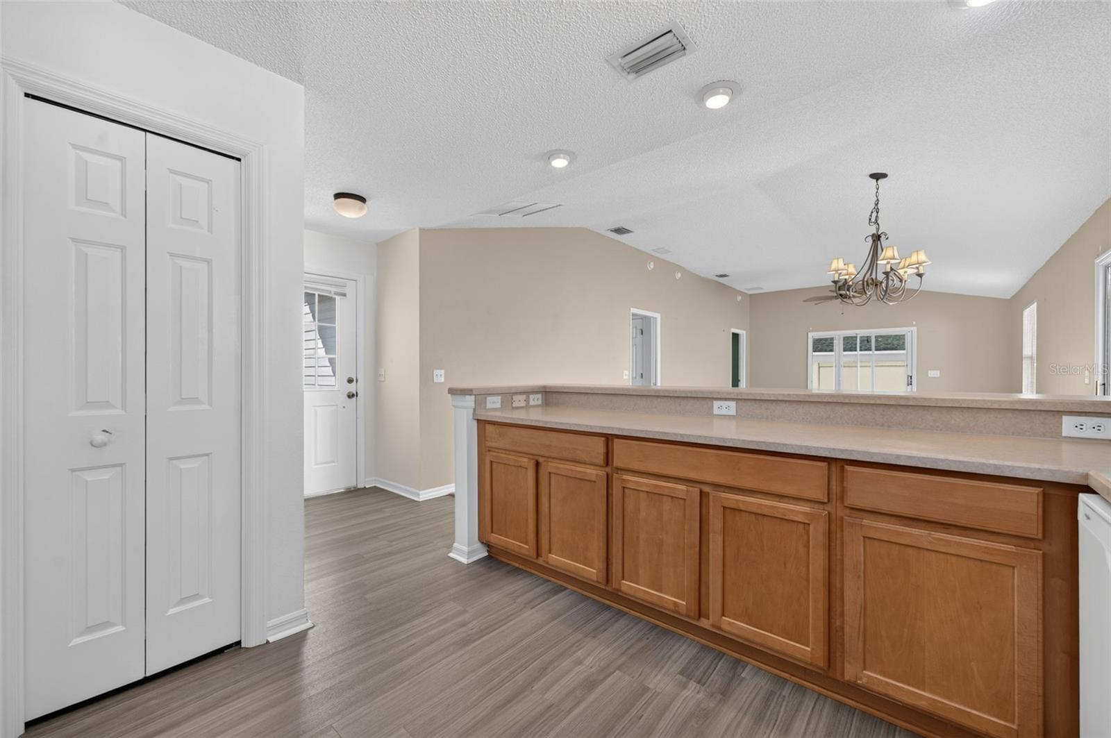 2071 JASPER WAY, The Villages, FL 32162 2071 JASPER WAY, The Villages, FL 32162