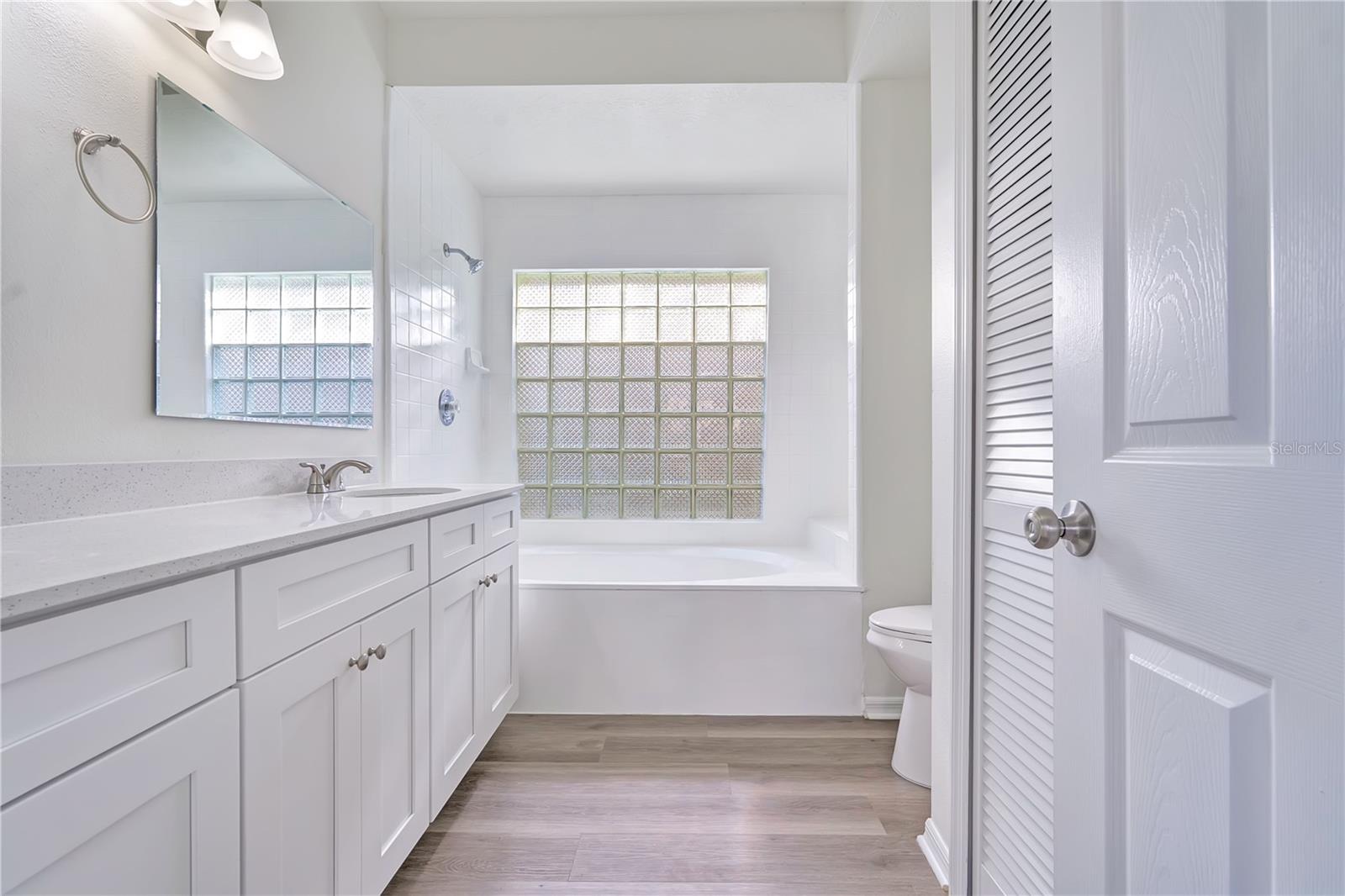 1428 ABBERTON DRIVE, Orlando, FL 32837