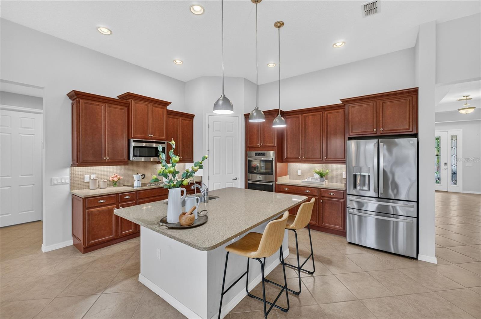 555 TAPATIO LANE, Poinciana, FL 34759