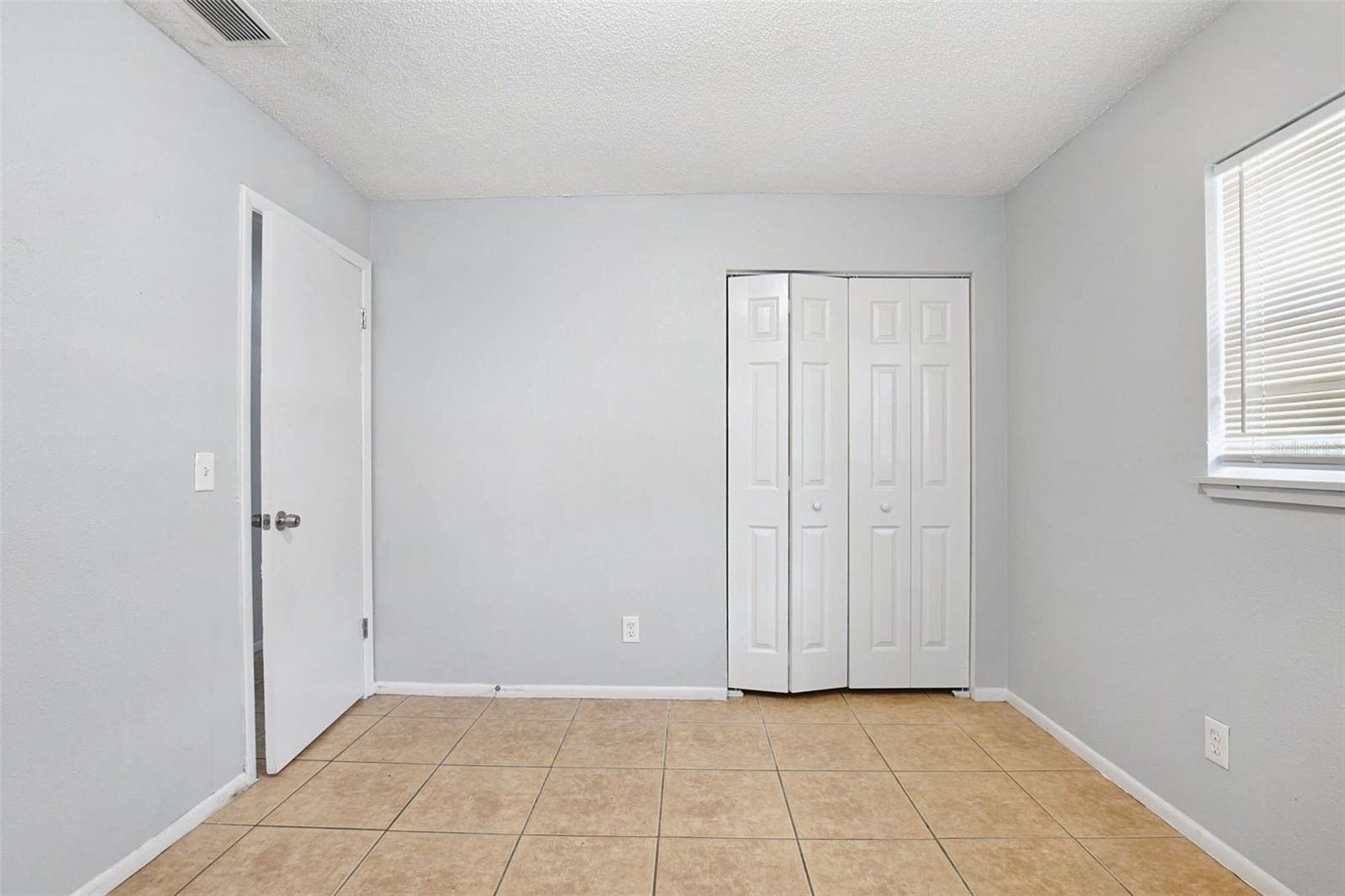 4317 PORPOISE DRIVE, Tampa, FL 33617