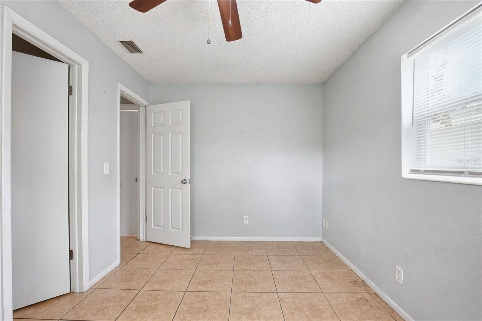 4317 PORPOISE DRIVE, Tampa, FL 33617