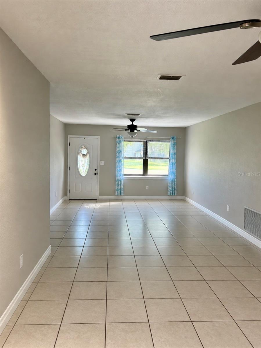 8445 DUNNELLON ROAD, Weeki Wachee, FL 34613