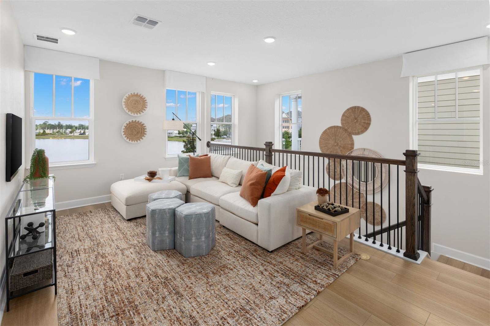 Island Village Heron Model Loft