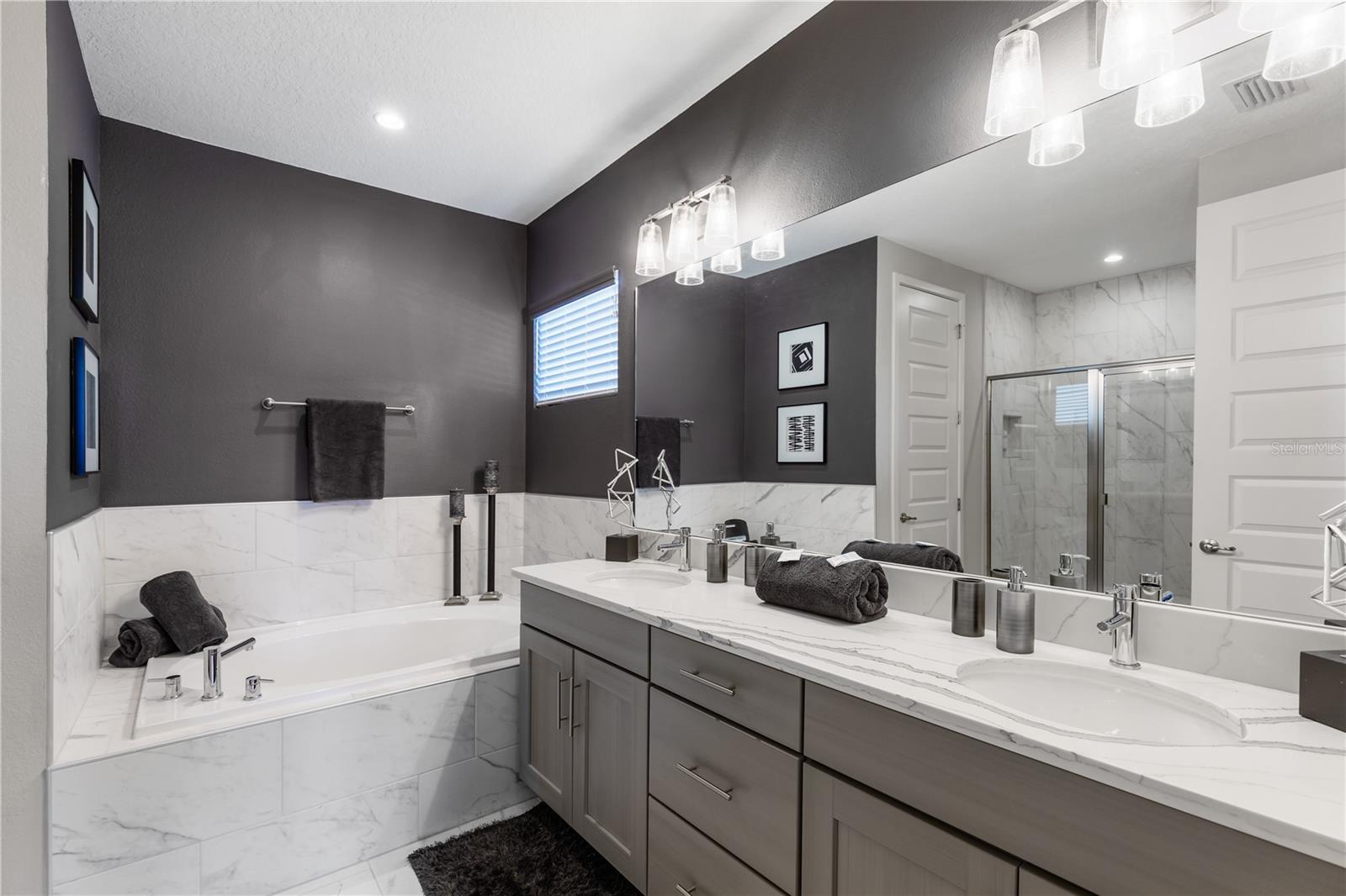 1039 JACK NICKLAUS COURT, Kissimmee, FL 34747