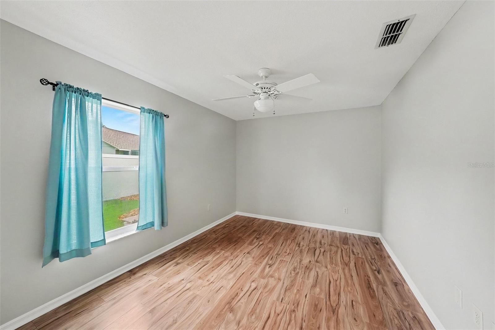 907 BRITTANY PARK BOULEVARD, Tarpon Springs, FL 34689