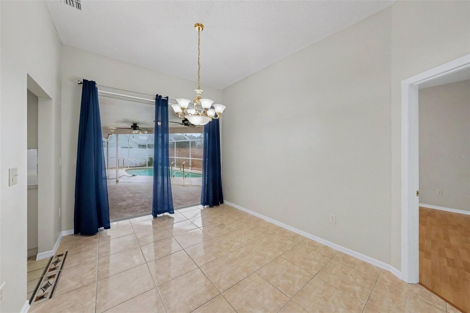 907 BRITTANY PARK BOULEVARD, Tarpon Springs, FL 34689