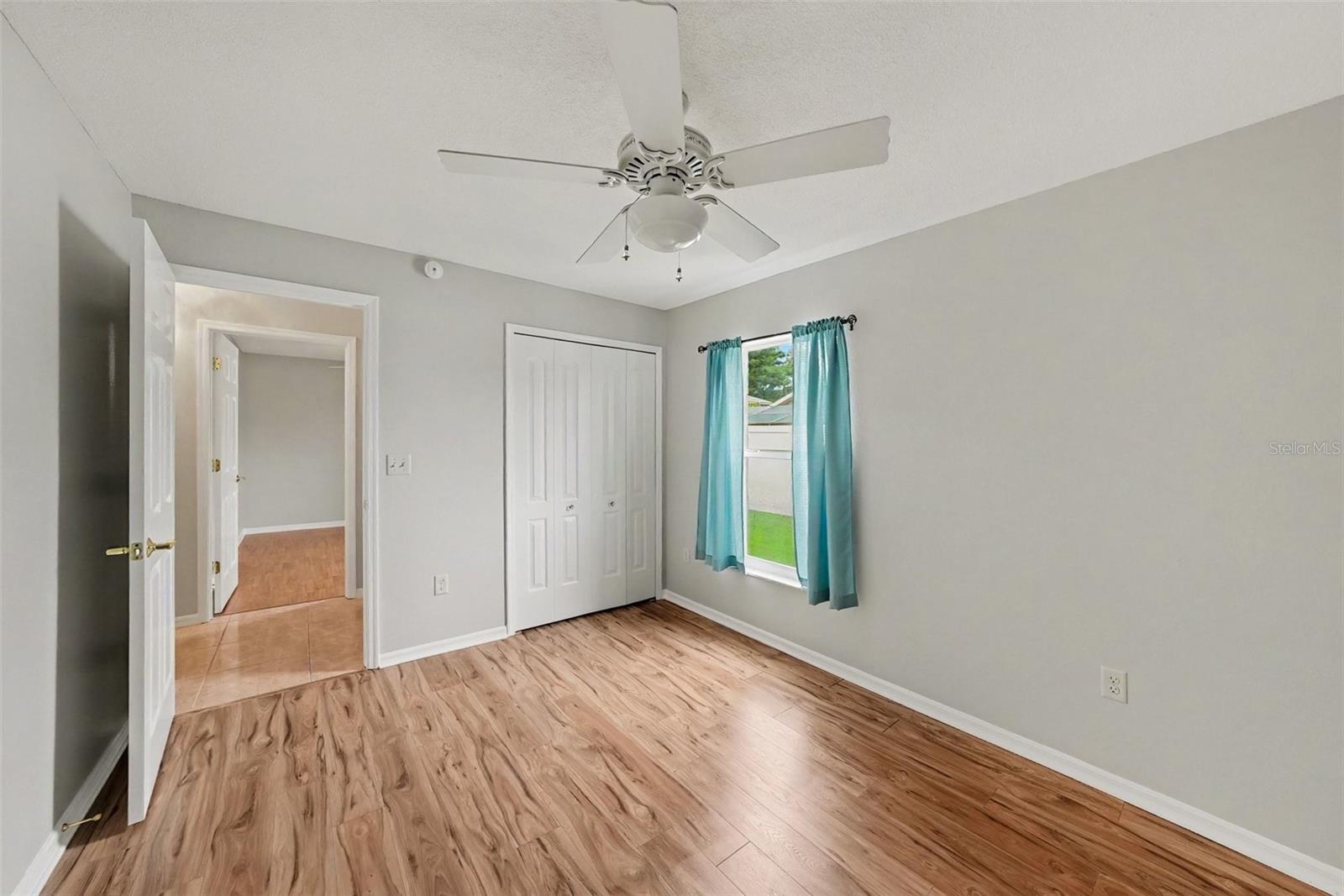 907 BRITTANY PARK BOULEVARD, Tarpon Springs, FL 34689