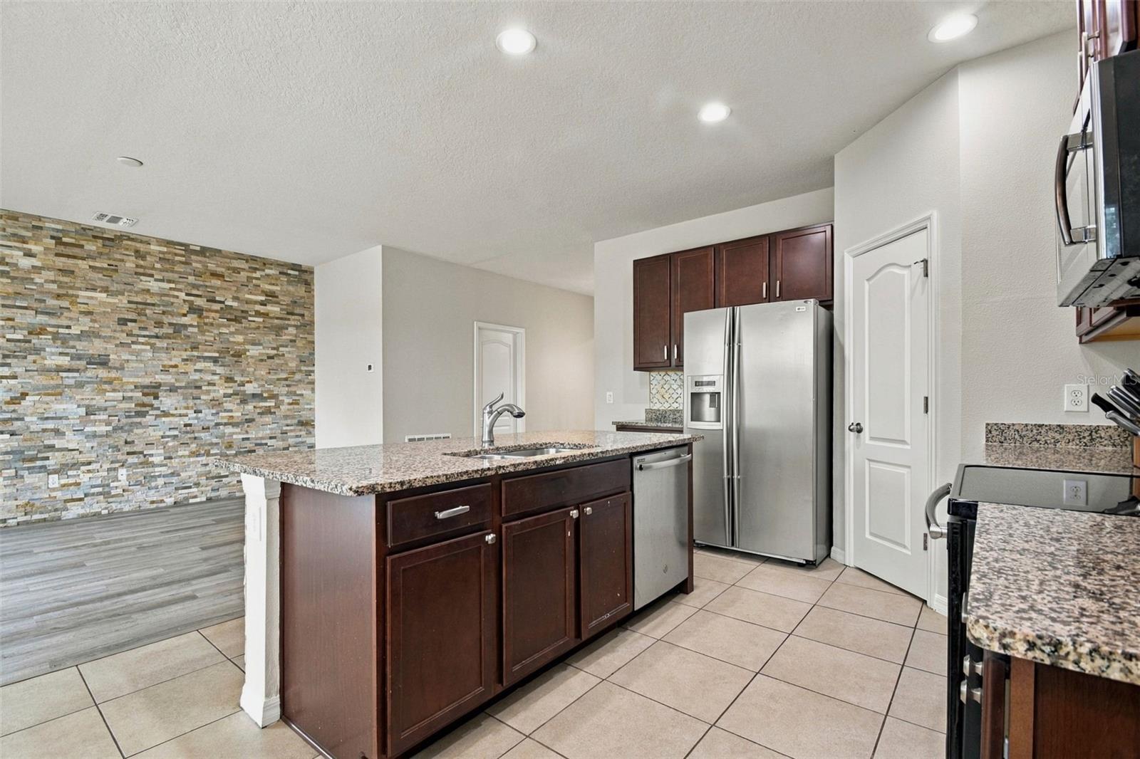 1135 GARRETT GILLIAM DRIVE, Ocoee, FL 34761