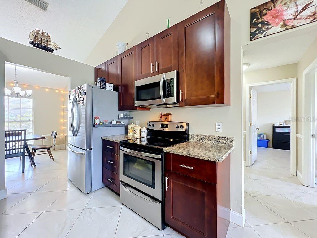 8609 CROSSBAY DRIVE, Orlando, FL 32829