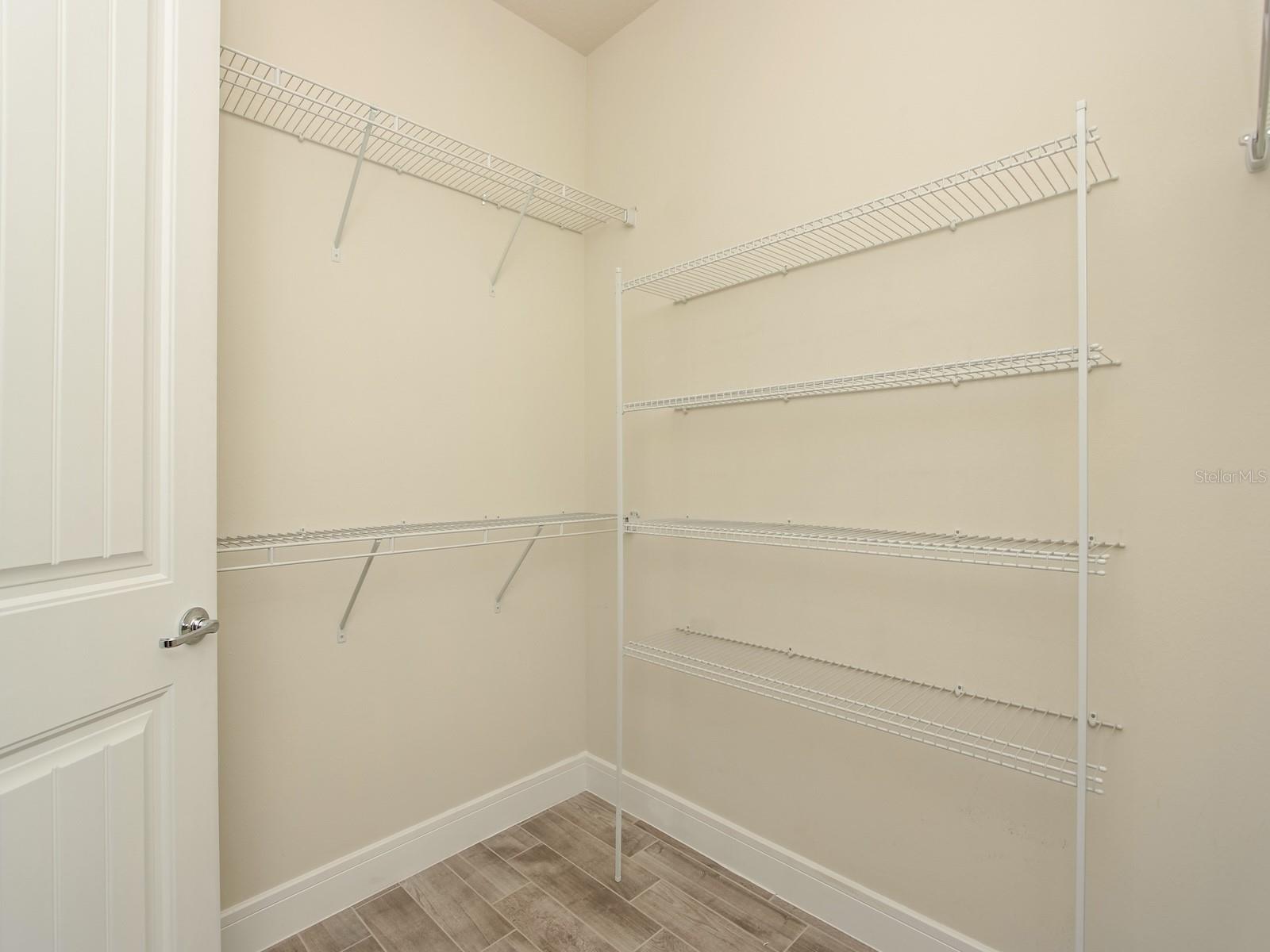 9715 BROWN BURROW STREET, Orlando, FL 32829