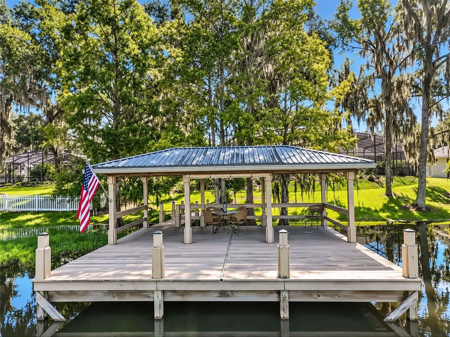 972 OAKPOINT CIRCLE, Apopka, FL 32712
