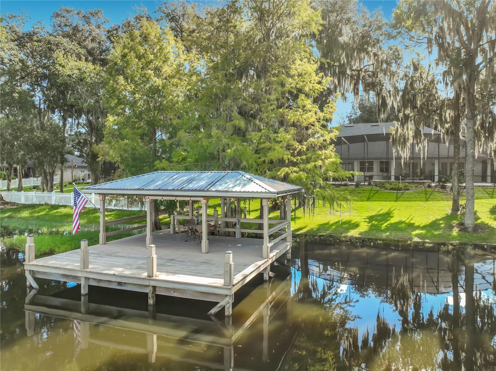 972 OAKPOINT CIRCLE, Apopka, FL 32712