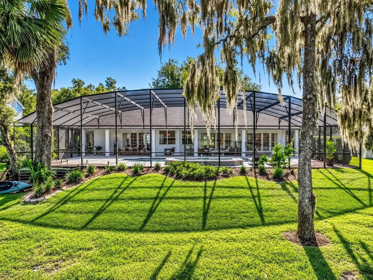972 OAKPOINT CIRCLE, Apopka, FL 32712