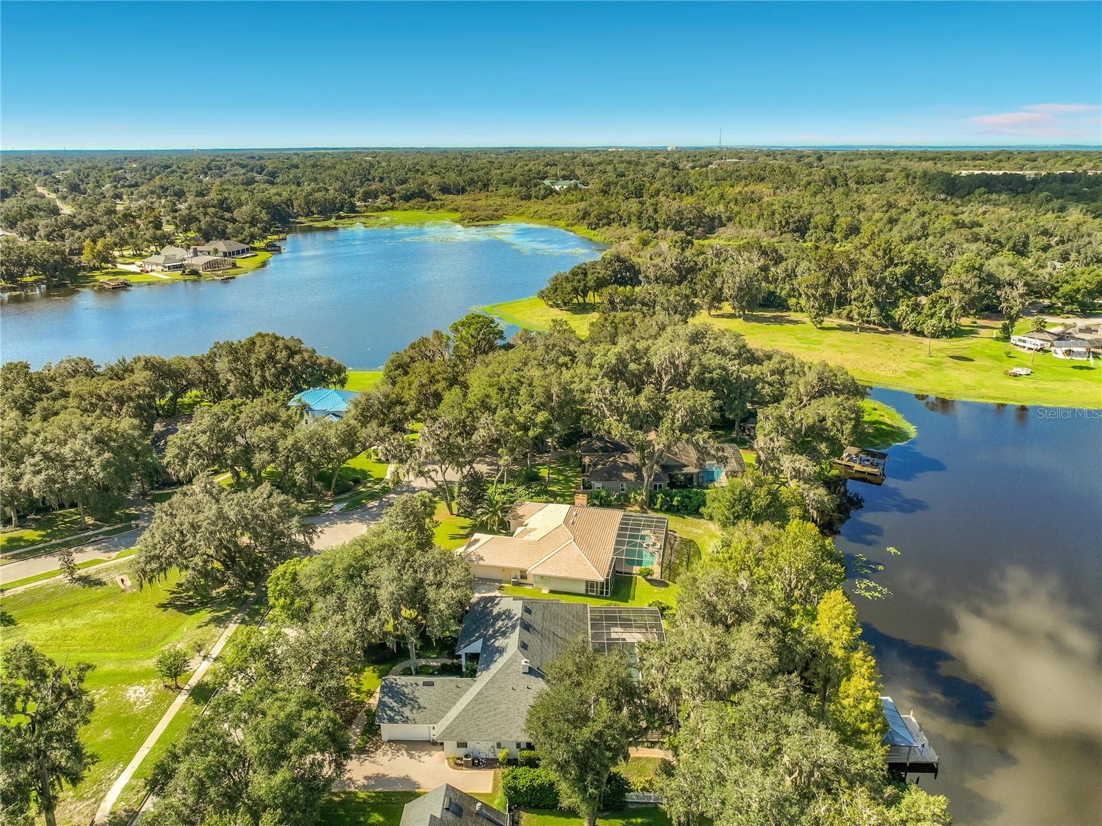 972 OAKPOINT CIRCLE, Apopka, FL 32712